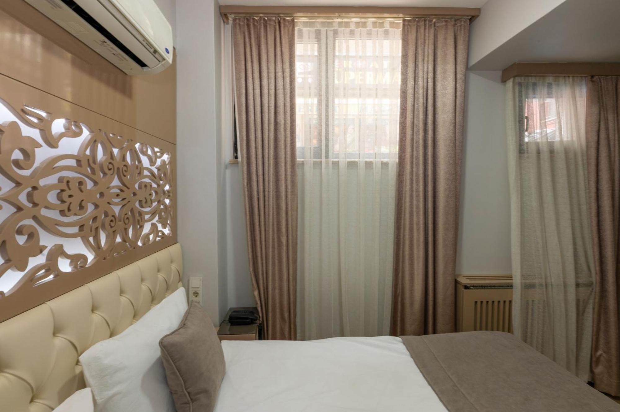 Taksim Peri Suite Istanbul Bagian luar foto
